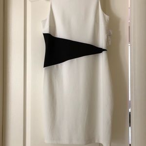 Neiman Marcus white collared dress w/ black design